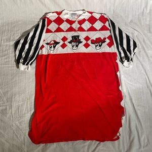 Woman’s vintage cow themed sleep gown crazy all over print